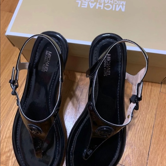 Michael kors sandals - Picture 3 of 3